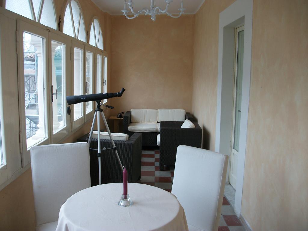 Отель La Loggia Di Federico Navelli Номер фото